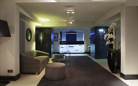 Ilonn Hotel